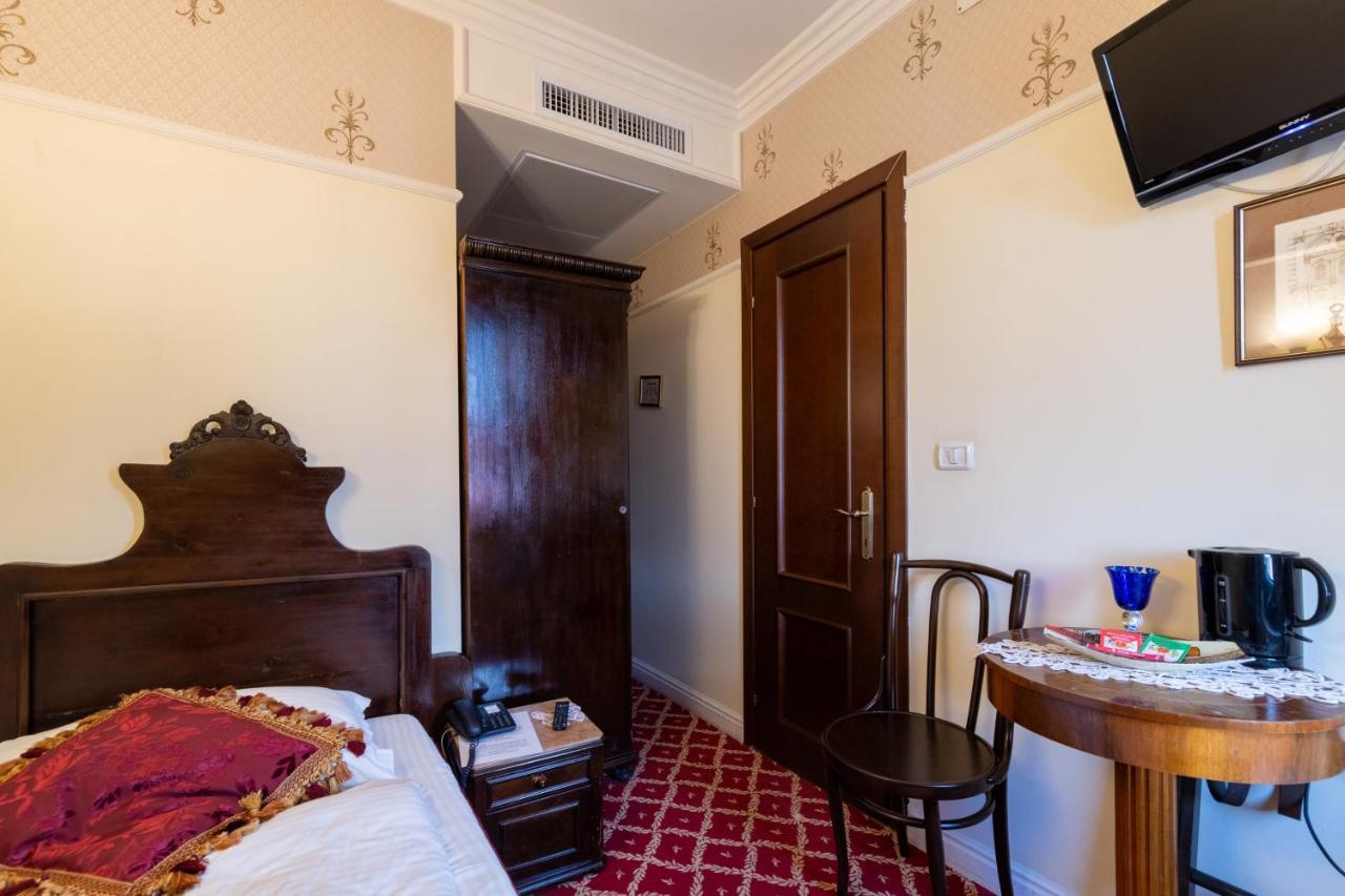 Casa Del Sole Boutique Hotel Timisoara Ngoại thất bức ảnh