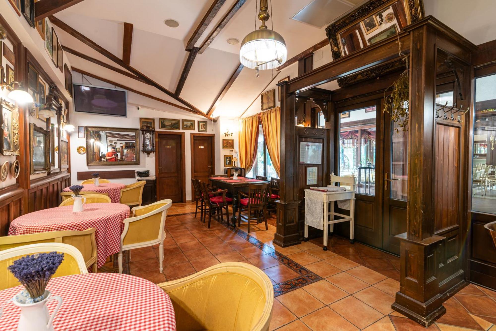Casa Del Sole Boutique Hotel Timisoara Ngoại thất bức ảnh