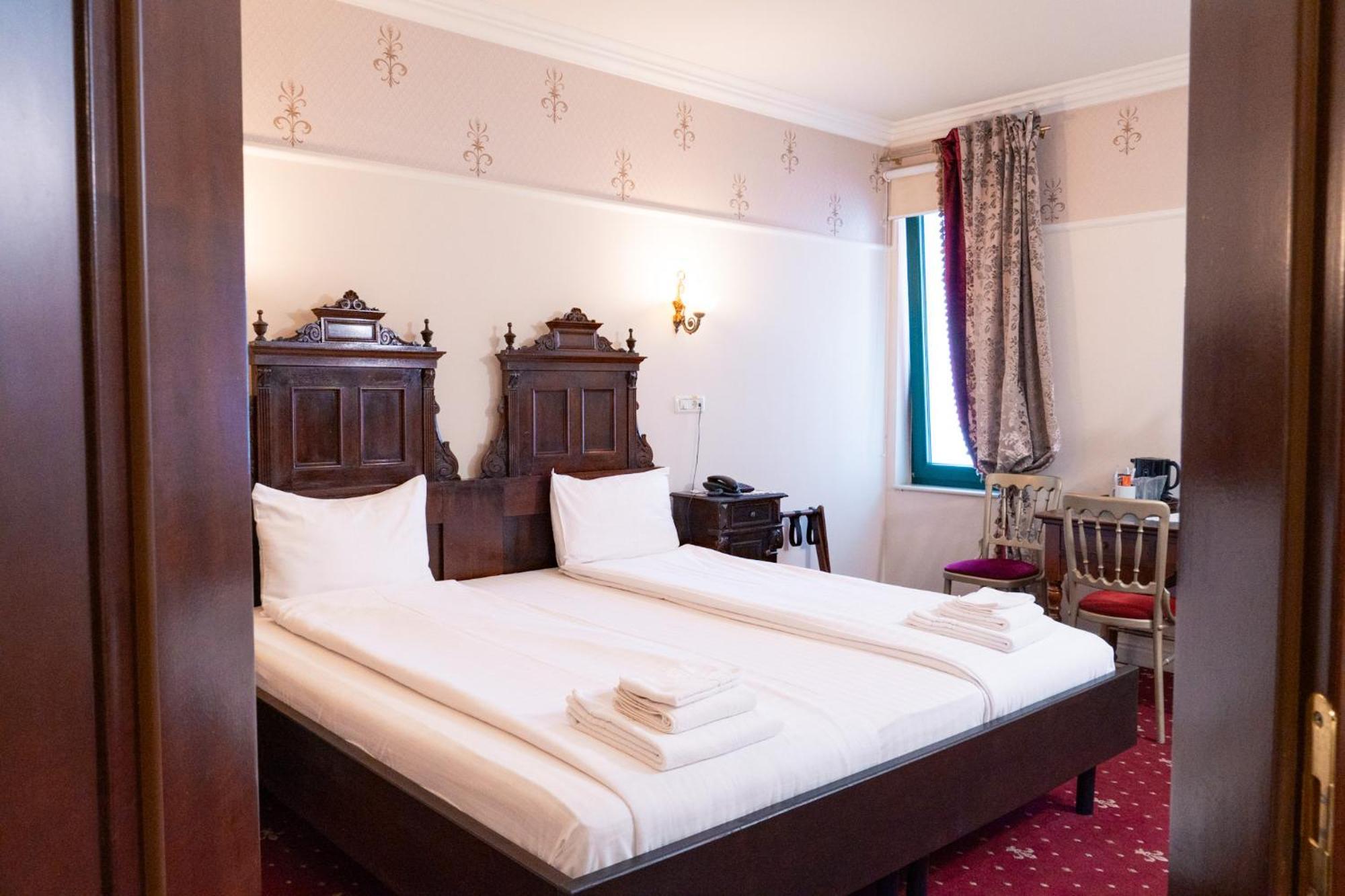 Casa Del Sole Boutique Hotel Timisoara Ngoại thất bức ảnh